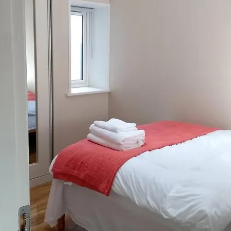 2 Bed City Center Apartman