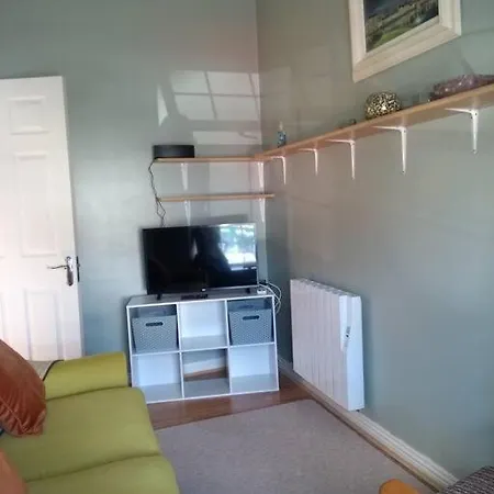 2 Bed City Center Apartman *